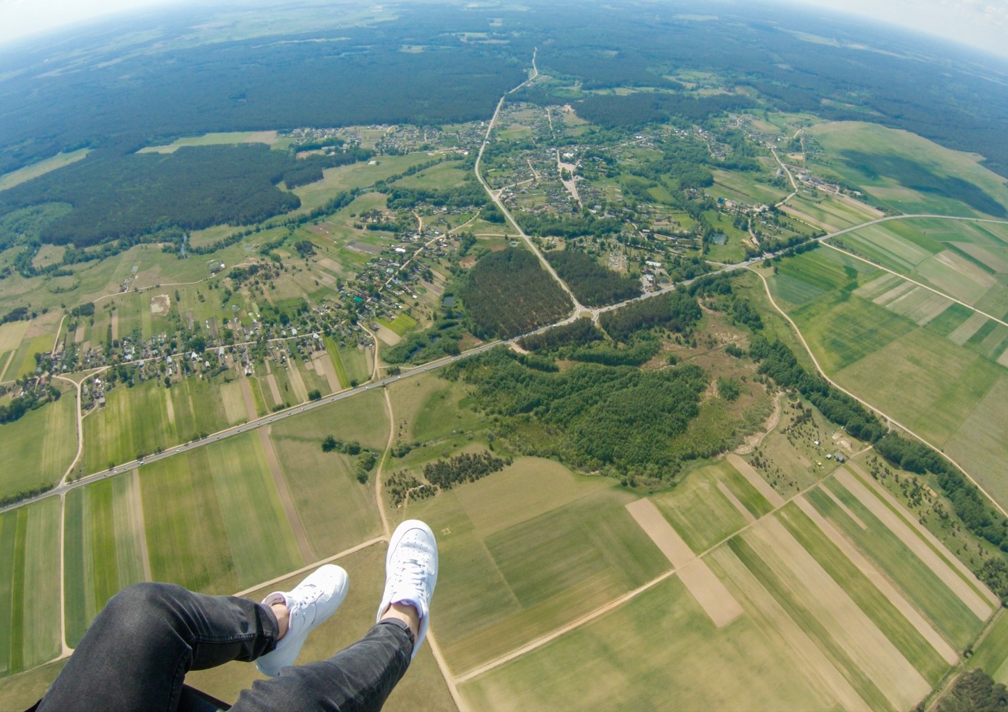 Aukštuminis skrydis parasparniu