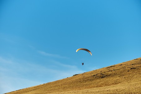 Vienos dienos parasparnio pilotavimo kursas