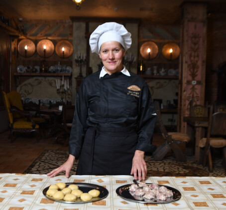 Kibinų gaminimas ir degustacija (10 asmenų)