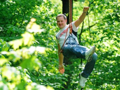 Pramogavimas „ONE nuotykių parke“