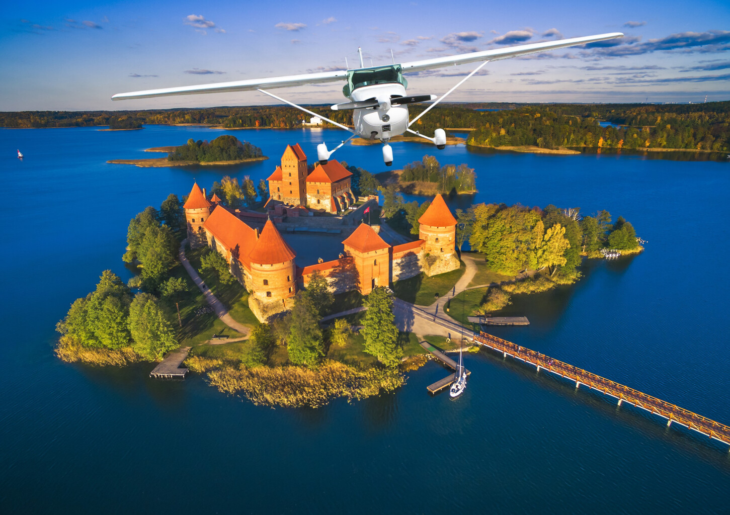Skrydis virš Trakų ir 44 ežerų