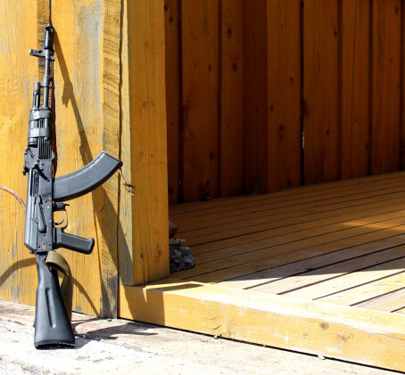Pažintis su legendiniu AK-47 „Kalašnikov“