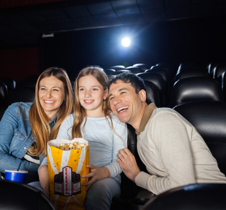 Kino centro „Multikino“ bilietai šeimai „Šeima 3“