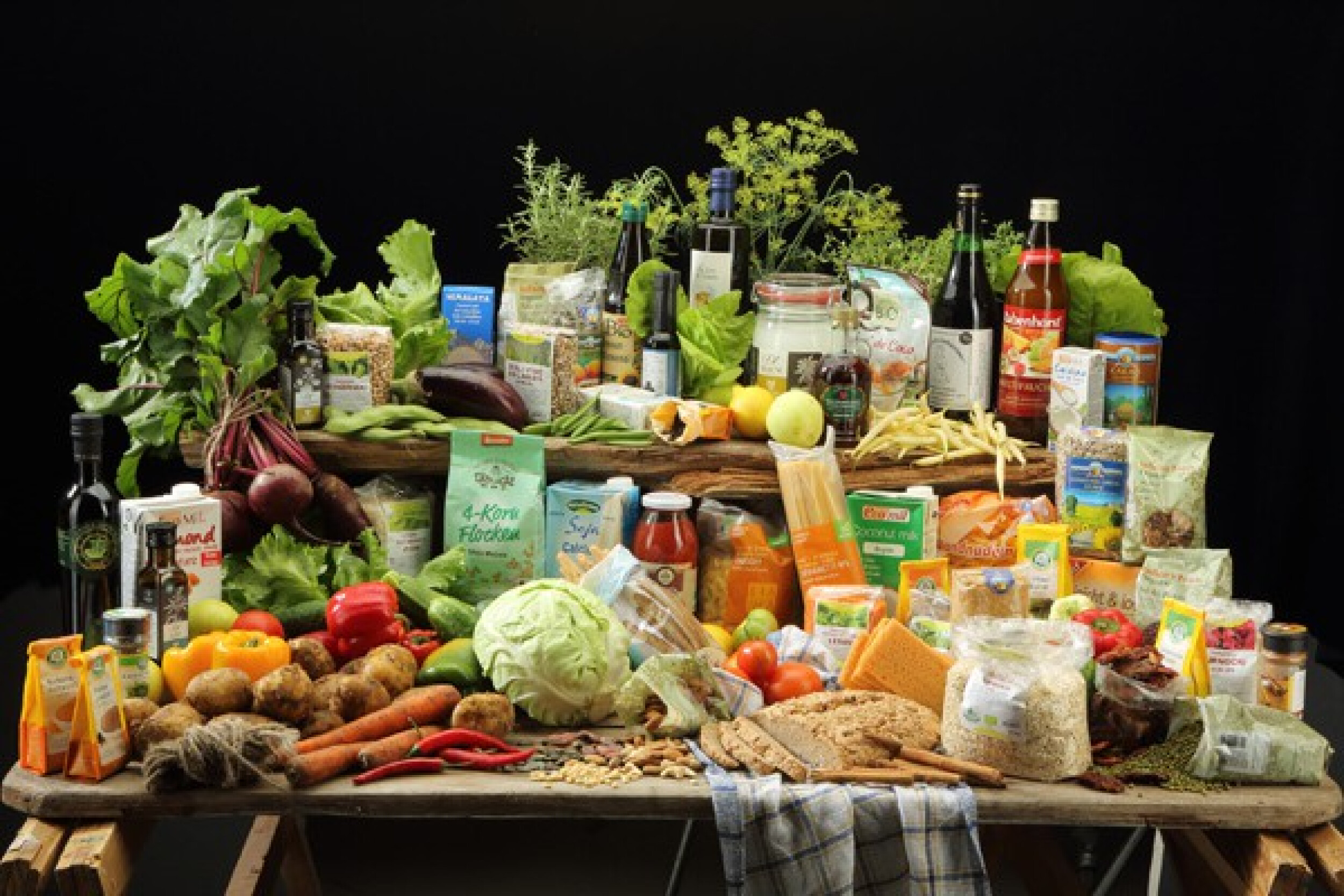 Продуктовая продукция. Экологически чистые продукты. Экологически чистых продуктов питания. Экологически чистая пища. Эко продукты питания.