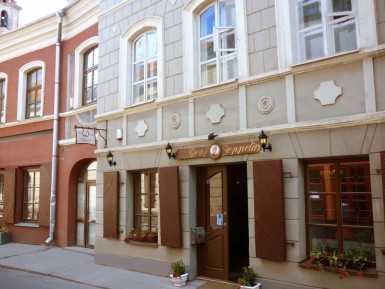 Vakarienė vokiečių restorane „Graf Zeppelin“