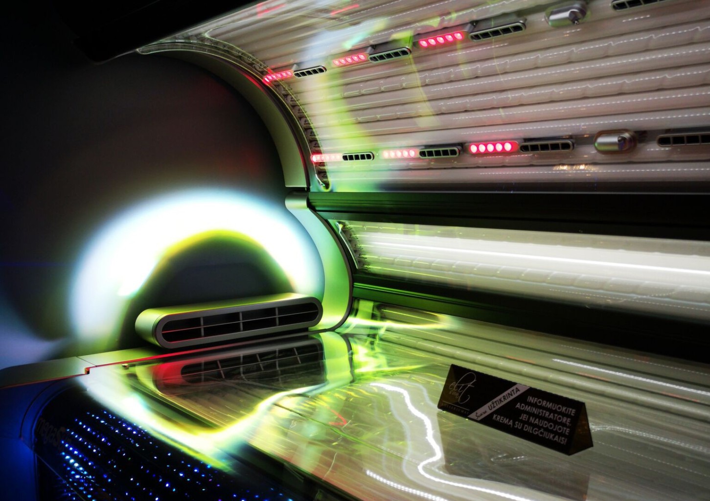 Sveikatingumo soliariumų studijos ELITSUN sidabrinis abonementas + DOVANA