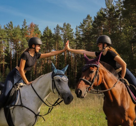 Popietė su žirgais Trakų apylinkėse DVIEM