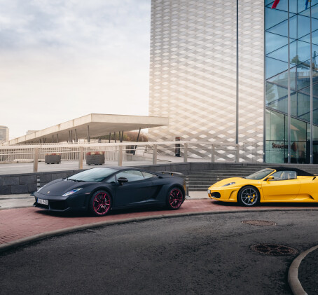 Vairuok Ferrari ir Lamborghini miesto gatvėse