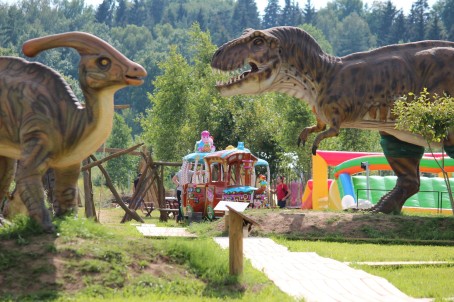 Diena su dinozaurais „Dino pramogų parke“ (5 asmenims)