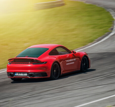 „Porsche Driving Experience“ Bronzos modulio mokymai