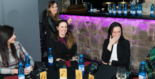 Unikalus vakaro patyrimas - žaidimas „Lady Mafia“ dviem #8