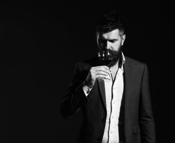 Sūrių ir gėrimų degustacija „Taste in the Dark“ dviem Vilniuje