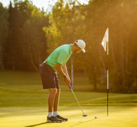Pažintis su golfu DVIEM