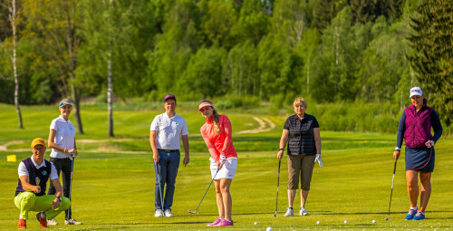 Vakarienė griliaus bare „Golf & Grill 19th“ dviem #6