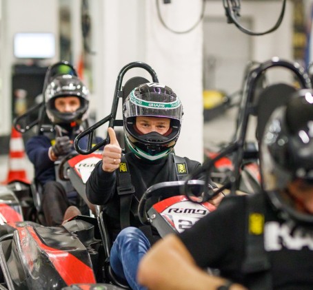 Išbandyk dvivietį kartingą „Kartlande“ (15 min.)