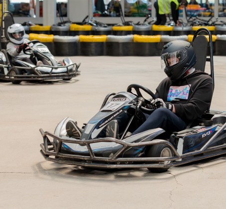 Pasivažinėjimas kartingais „Kartlande“ (15 min.)