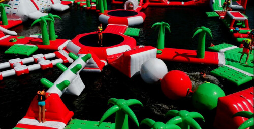 Pramogos vandens batutų parke „Jump Out“ šeimai #3