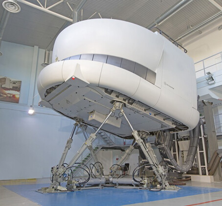 Išbandyk realaus skrydžio BOEING 737CL simuliatorių