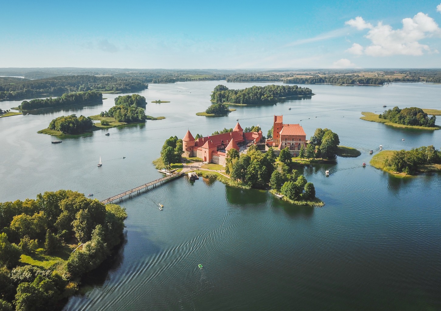 Pasiplaukiojimas vandens dviračiu Galvės ežere keturiem