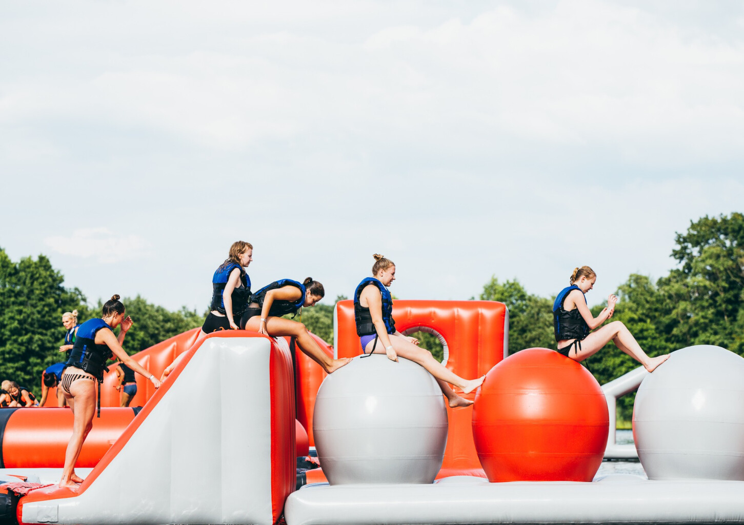 Apsilankymas vandens batutų parke „Water Inn“ dviem