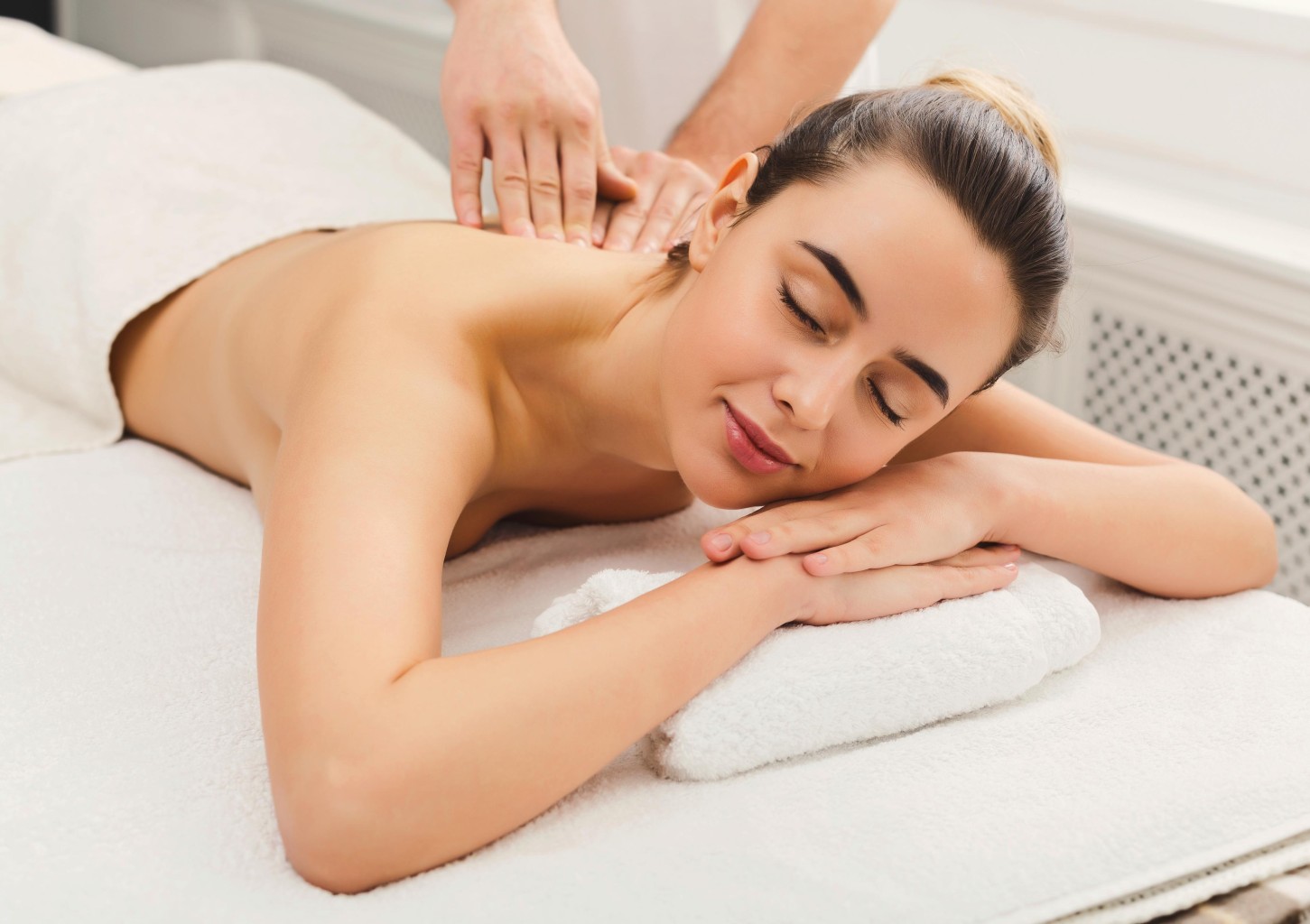 Kūno šveitimas ir švediškas masažas „Angel SPA“