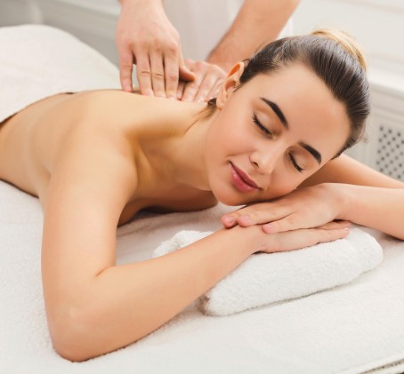 Kūno šveitimas ir švediškas masažas „Angel SPA“