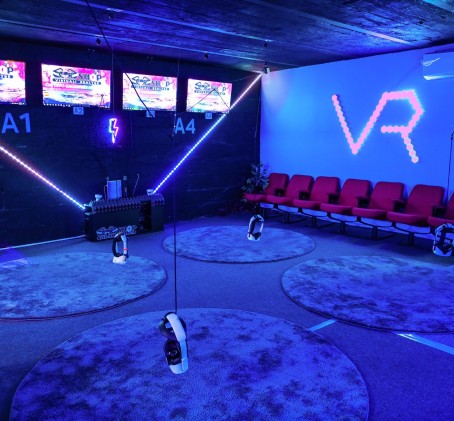 Virtualios realybės patirtis „V-R Shop“ 1-4 asm.
