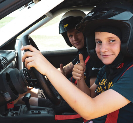 „Aistė’s Rally Academy“ vairavimo pradžiamokslis vaikui