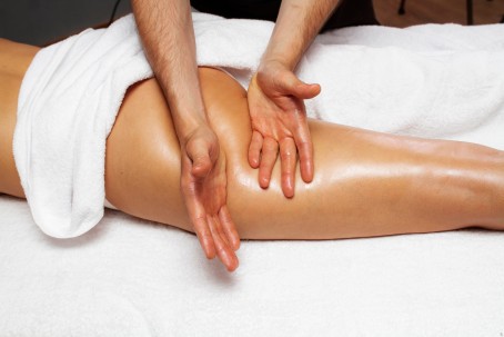 Moduliuojantis-anticeliulitinis masažas
