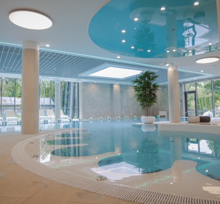 4 nakvynės, maitinimas ir procedūros DVIEM „Mineral SPA Draugystė“