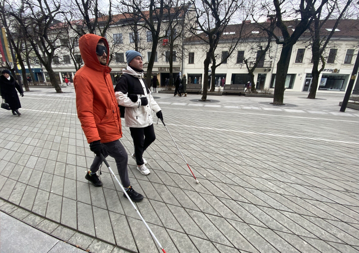 Pojūčių patirtis  „NeRegĖjimo galia“  dviem