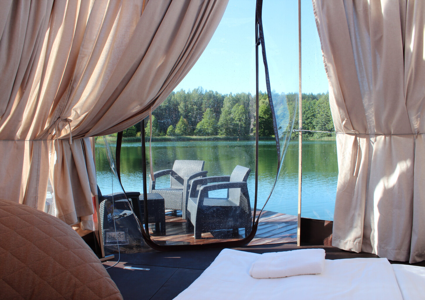 Poilsis „Oasis Dome“ dviem visomis savaitės dienomis