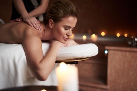 Pilinguojantis klasikinis masažas + DOVANA fotodinaminė terapija