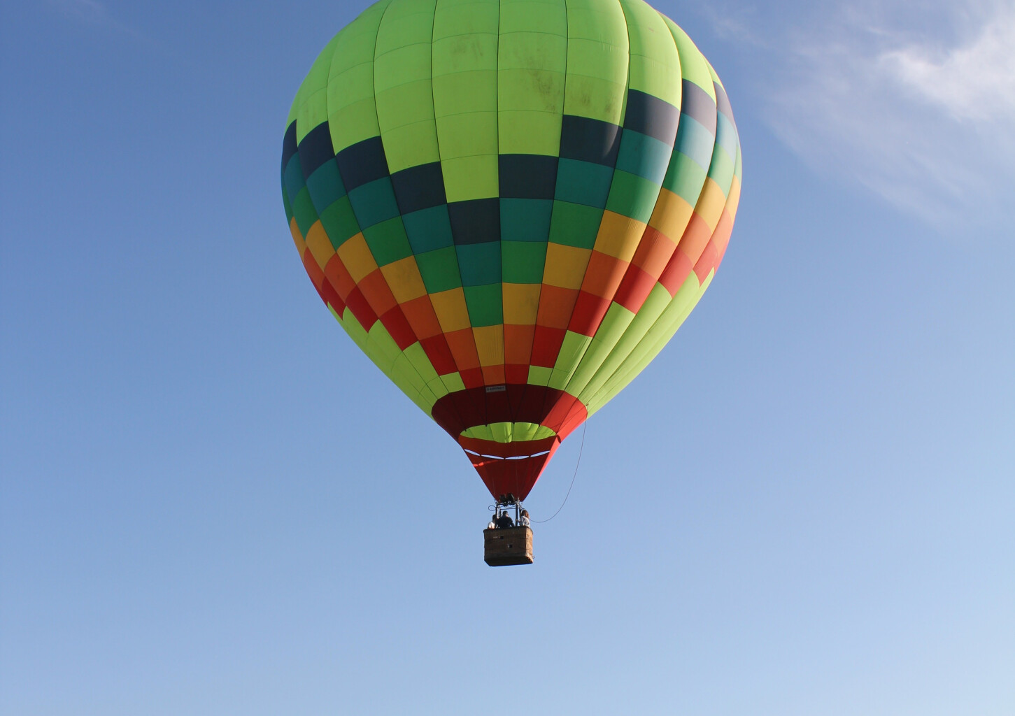 Skrydis oro balionu virš Trakų su „Skrisk balionu“ oreiviais 4 asm.