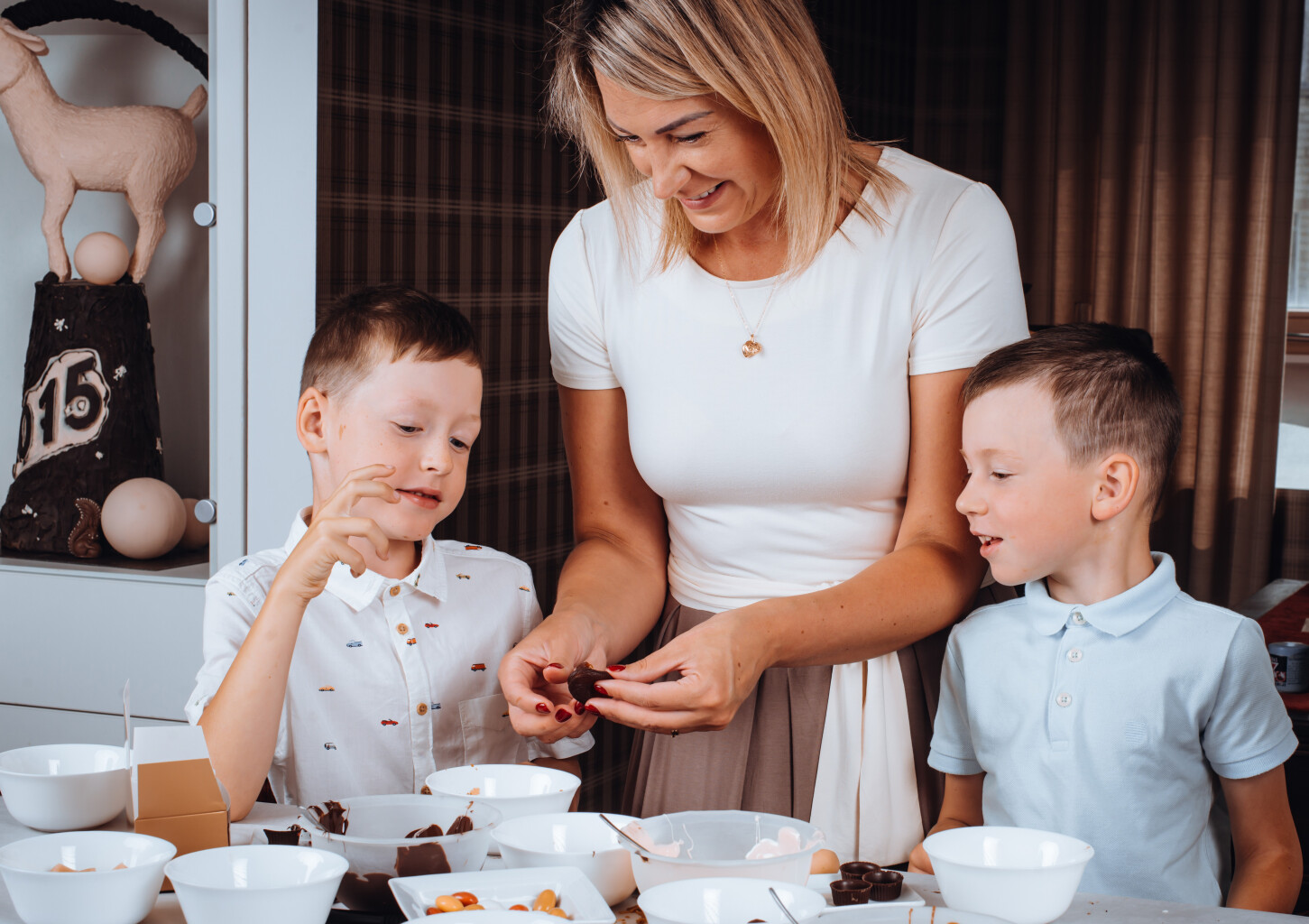 Muziejaus lankymas su gidu ir šokolado dirbtuvėlės