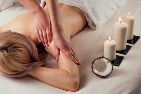 Aromaterapinis nugaros masažas