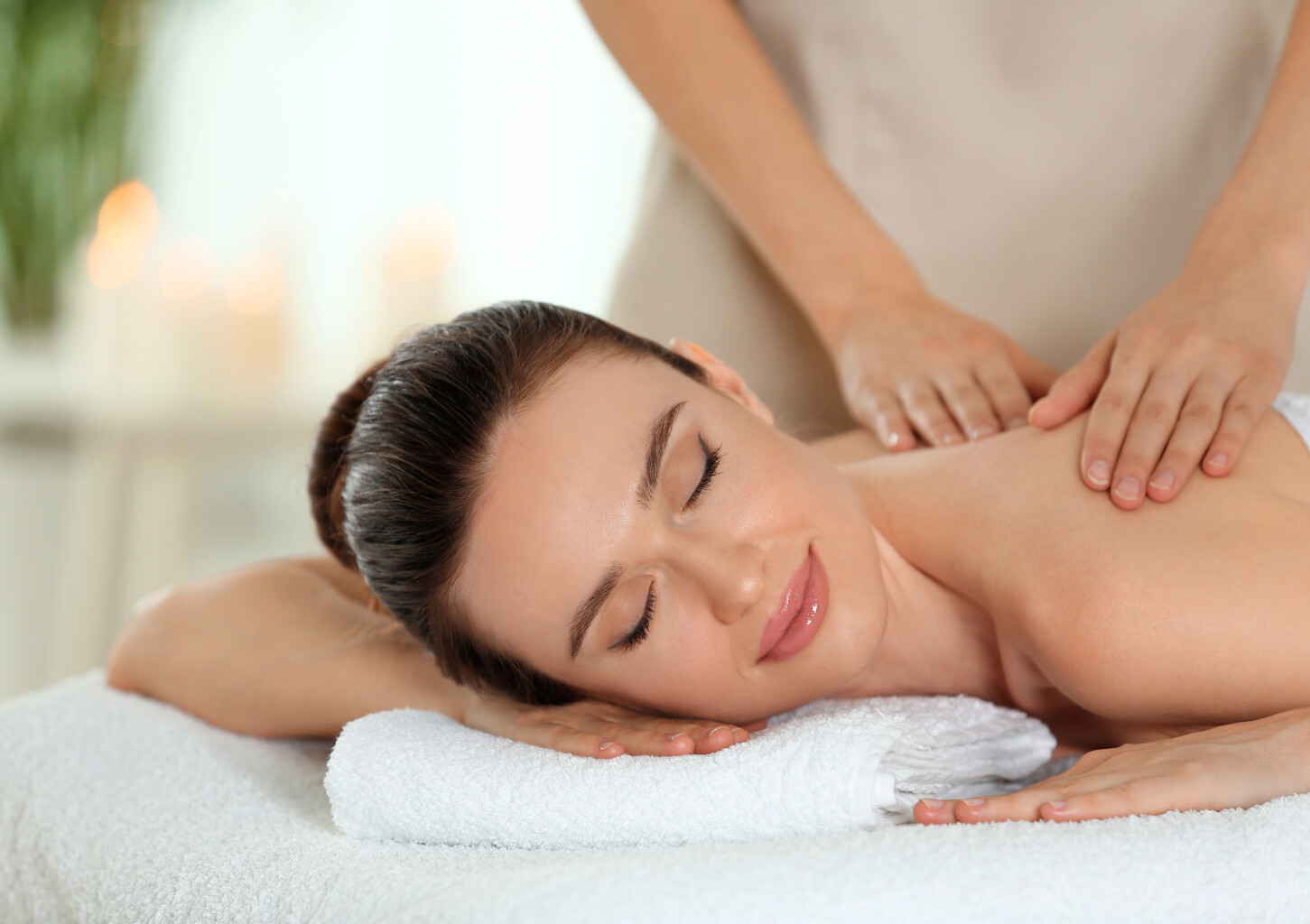 Gydomasis nugaros ir kaklo masažas