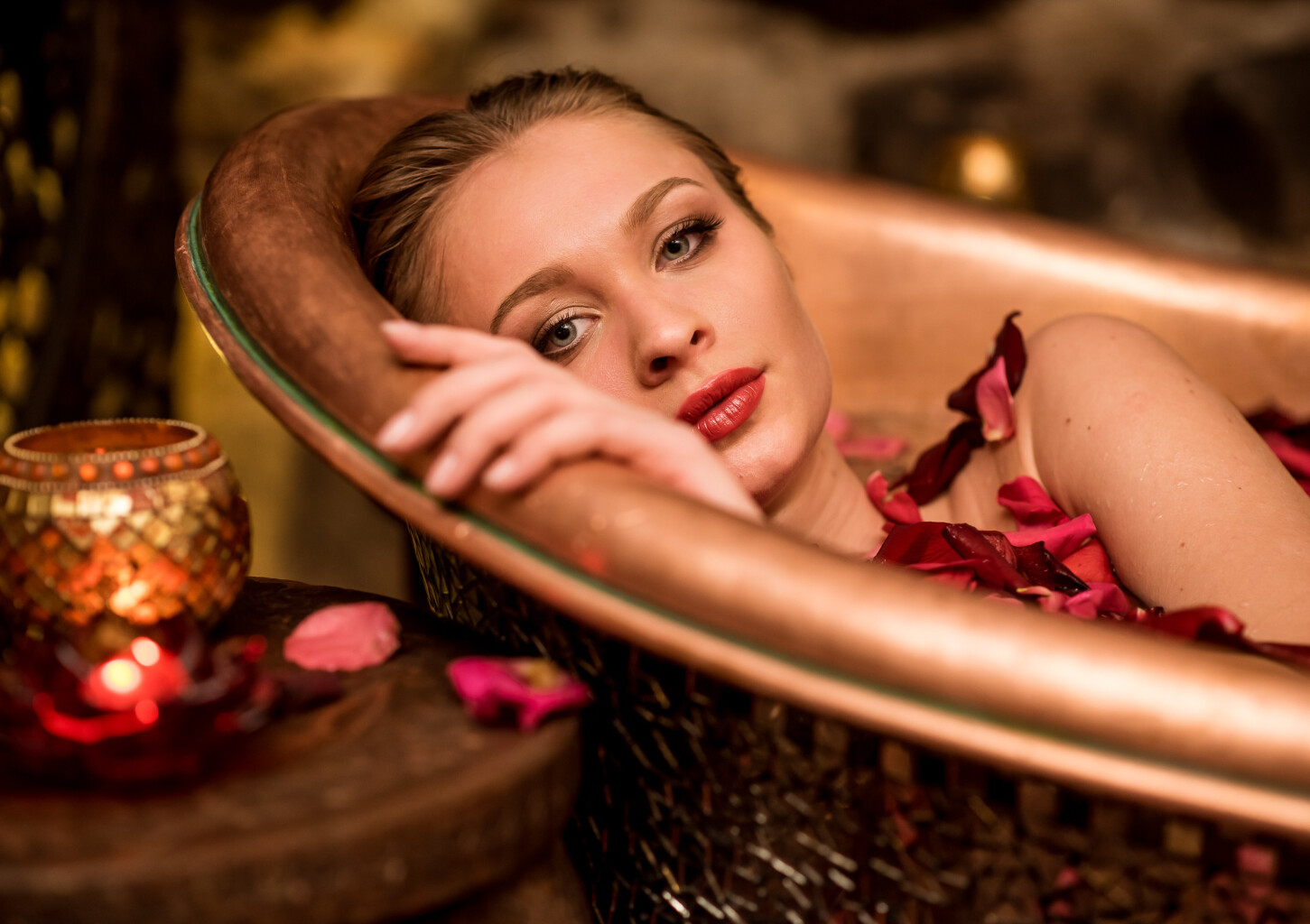 Ajurvedinis šilto aliejaus „Shanti ABHYANGA“ SPA ritualas kūnui