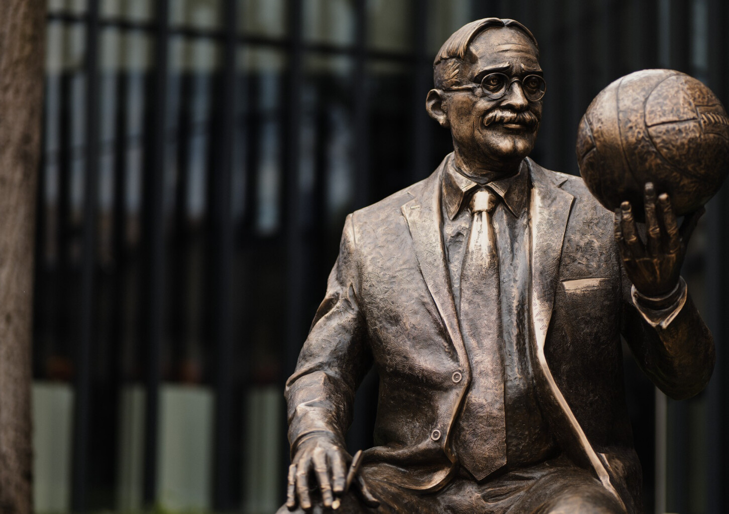 Edukacija „Pirmieji krepšinio žingsniai“ vaikams, studentams ir senjorams