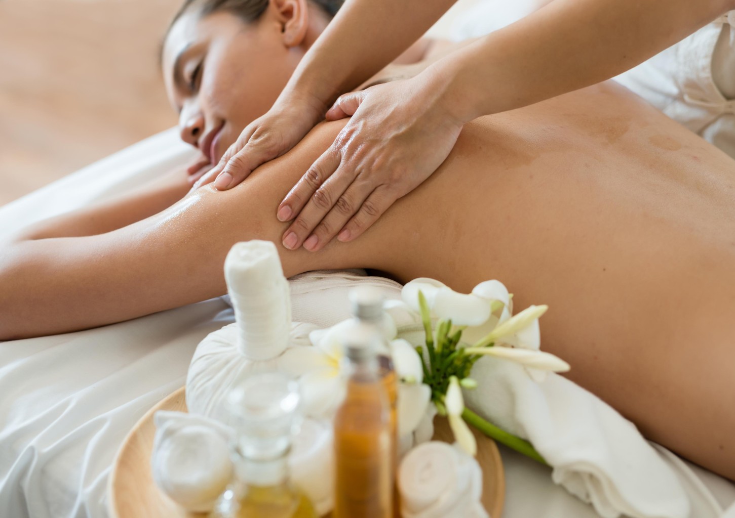 Holistinis viso kūno masažas Kaune