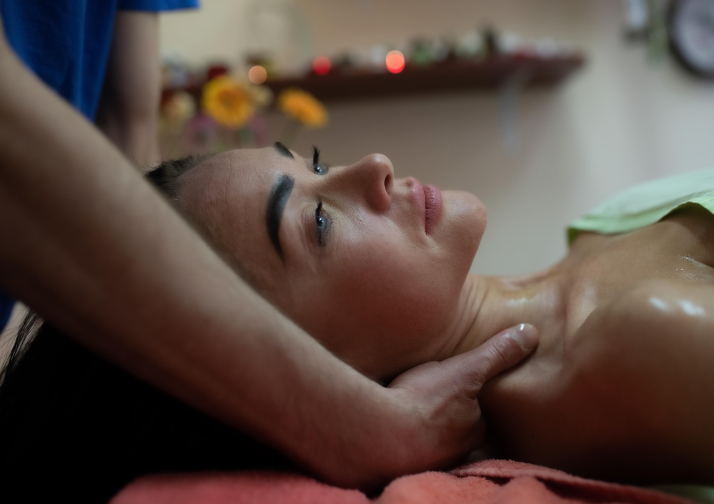 Masažo namų „Džonson“ atpalaiduojantis kūno ir veido masažas