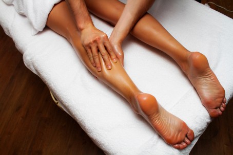 1 valandos kojų ir pėdų masažas „Lengvumas” 