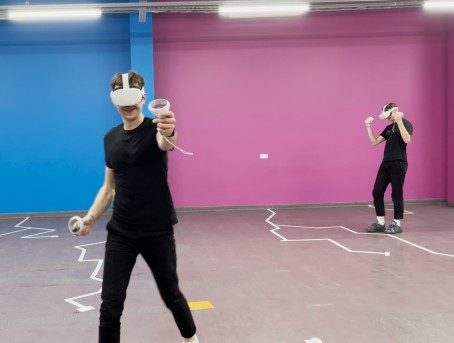 Valanda pramogų virtualios realybės arenoje Panevėžyje!
