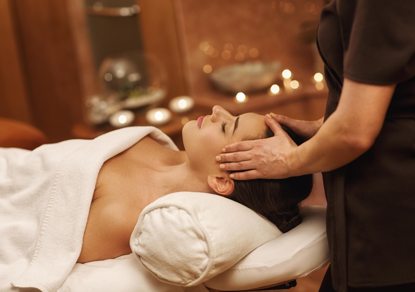 Pečių juostos galvos masažas „Svajonių SPA“