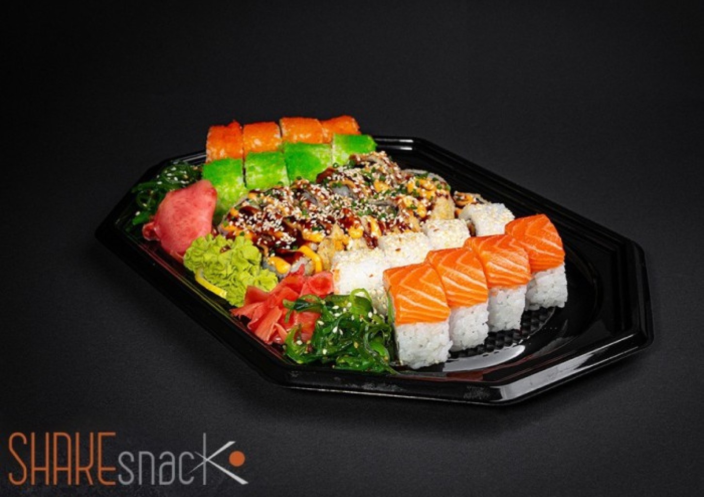26 vienetų sushi rinkinys restorane „ShakeSnack“