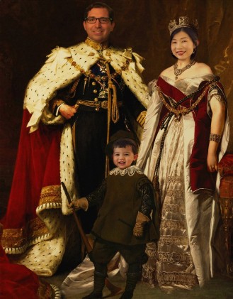 Šeimos portretas (3 asmenų karališka šeima)