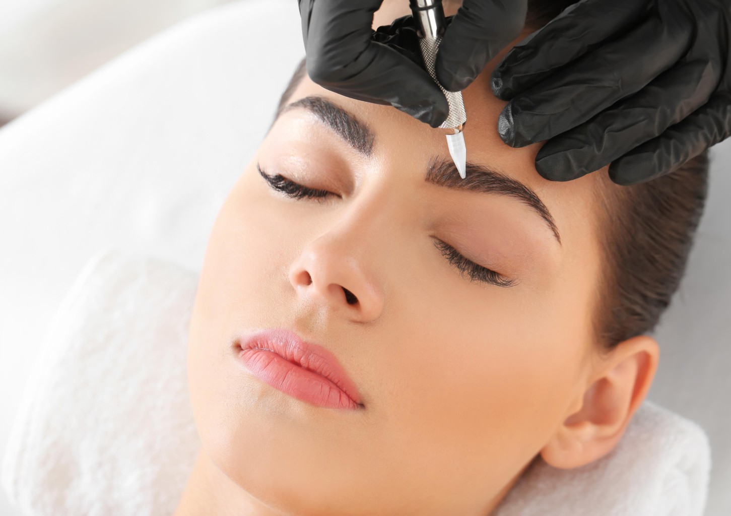 Antakių laminavimas/dažymas/korekcija