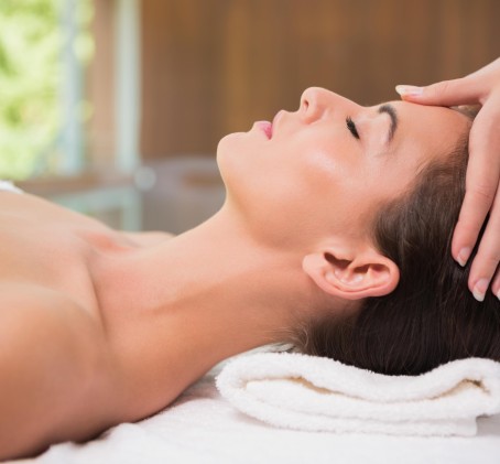 Plastinis veido masažas „BiS“ masažų salone