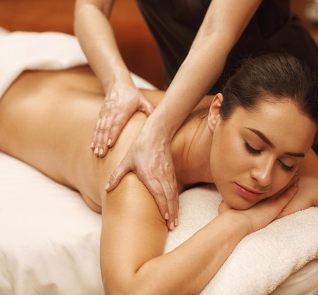 Švediškas masažas „VibraMedica“ klinikoje