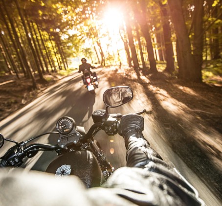 Pasivažinėjimas motociklu (1 paros nuoma)